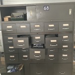 Vintage metalen kast